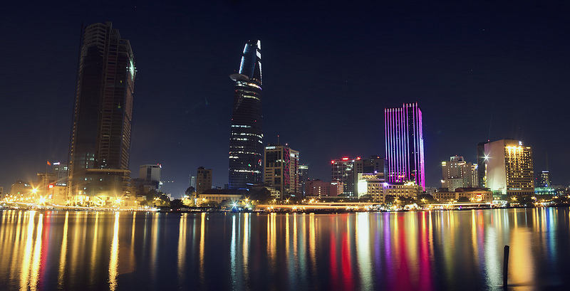 Cách chụp ảnh phong cảnh ban đêm đẹp qua 9 bước cơ bản. | Đào tạo chụp ảnh  tại Hà Nội và HCM, học chụp ảnh tại Học viện Nhiếp ảnh Lavender